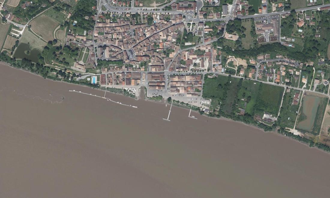 Vue aérienne — Port de Bourg