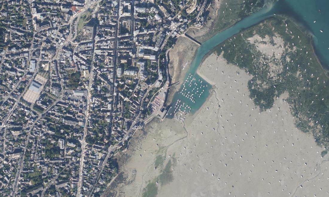Vue aérienne — Port de Dinard