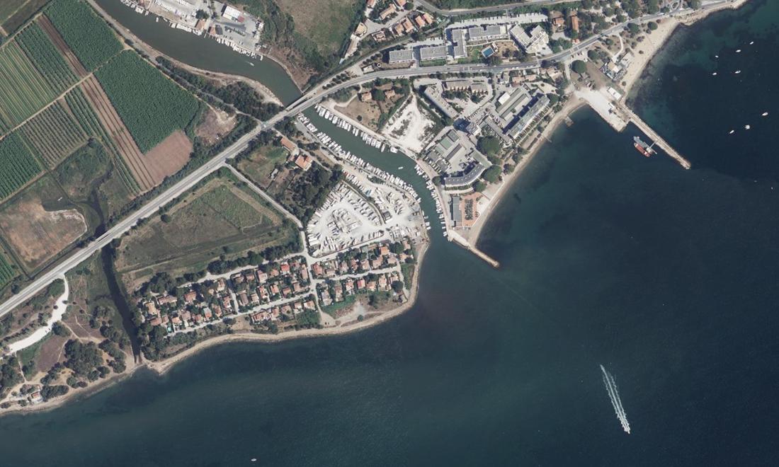 Vue aérienne — Port du Gapeau