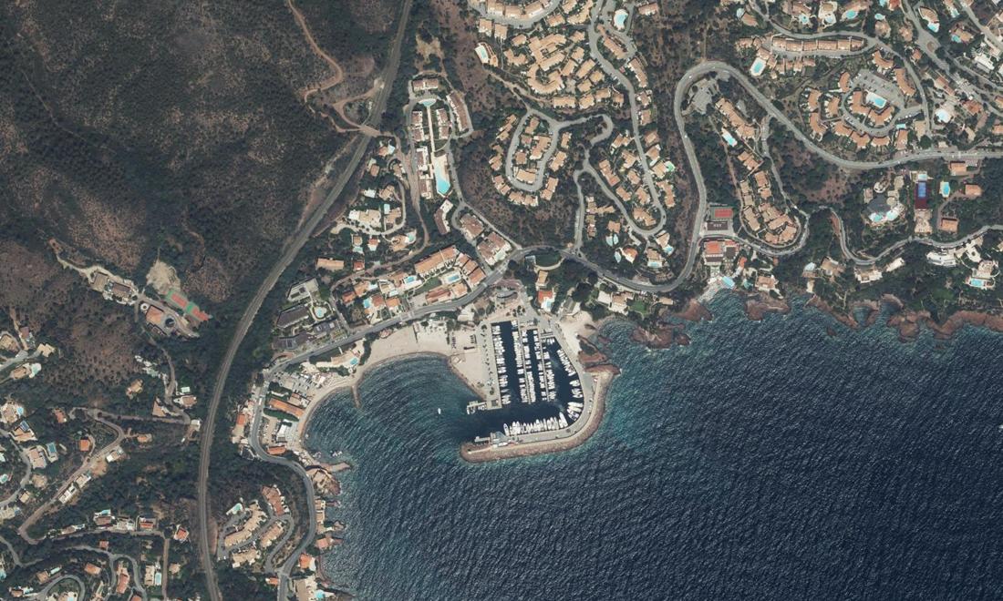 Vue aérienne — Port de La Figueirette