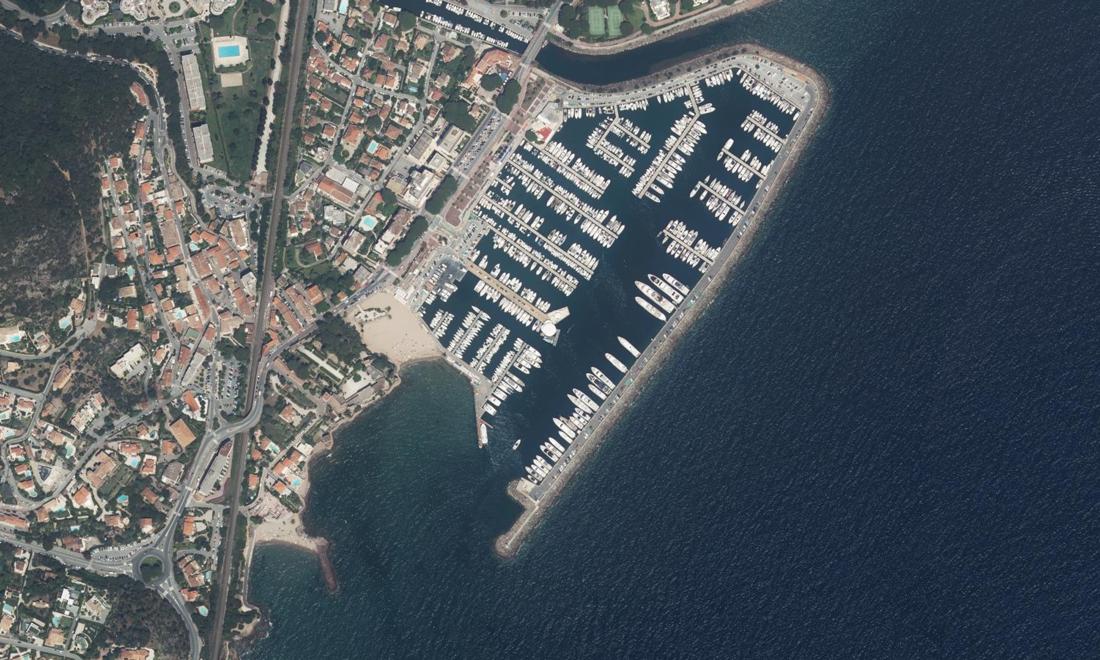 Vue aérienne — Port la Napoule