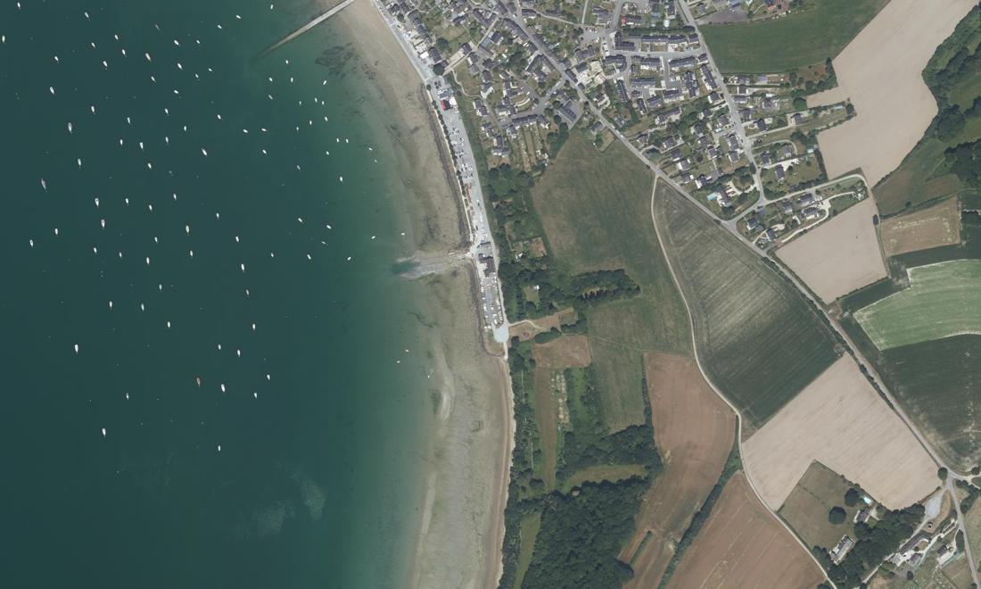 Vue aérienne — Port Saint Suliac