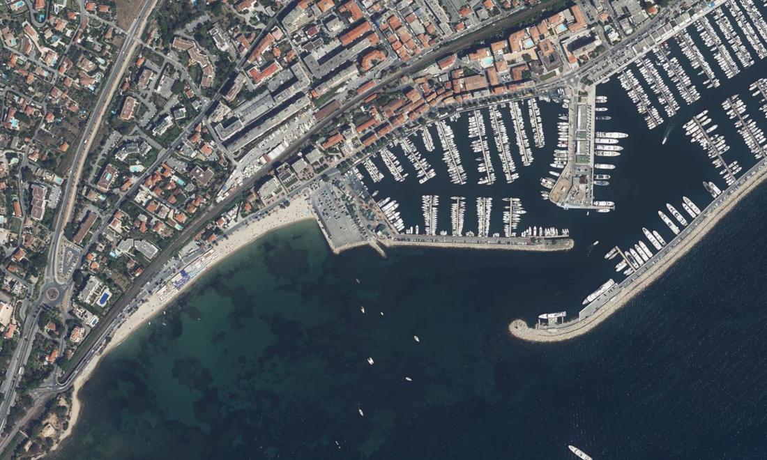 Vue aérienne — Vieux Port de Golfe Juan