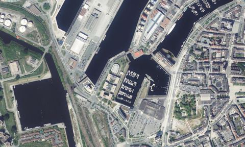 Vue aérienne — port du bassin de la Marine