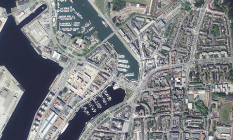 Vue aérienne — port des Loups de mer dunkerquois