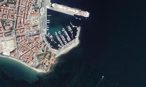 Vue aérienne — Port Tino Rossi